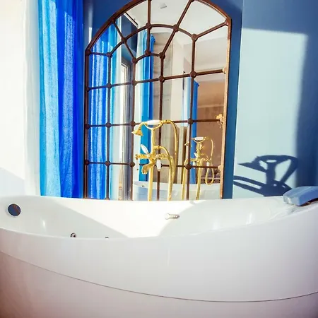 Luxury * Zára